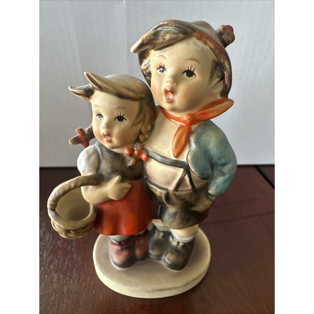 Vintage Goebel Hummel Figurine #94‎ "Surprise" TMK 4 Hansel And Gretel 5 Inch